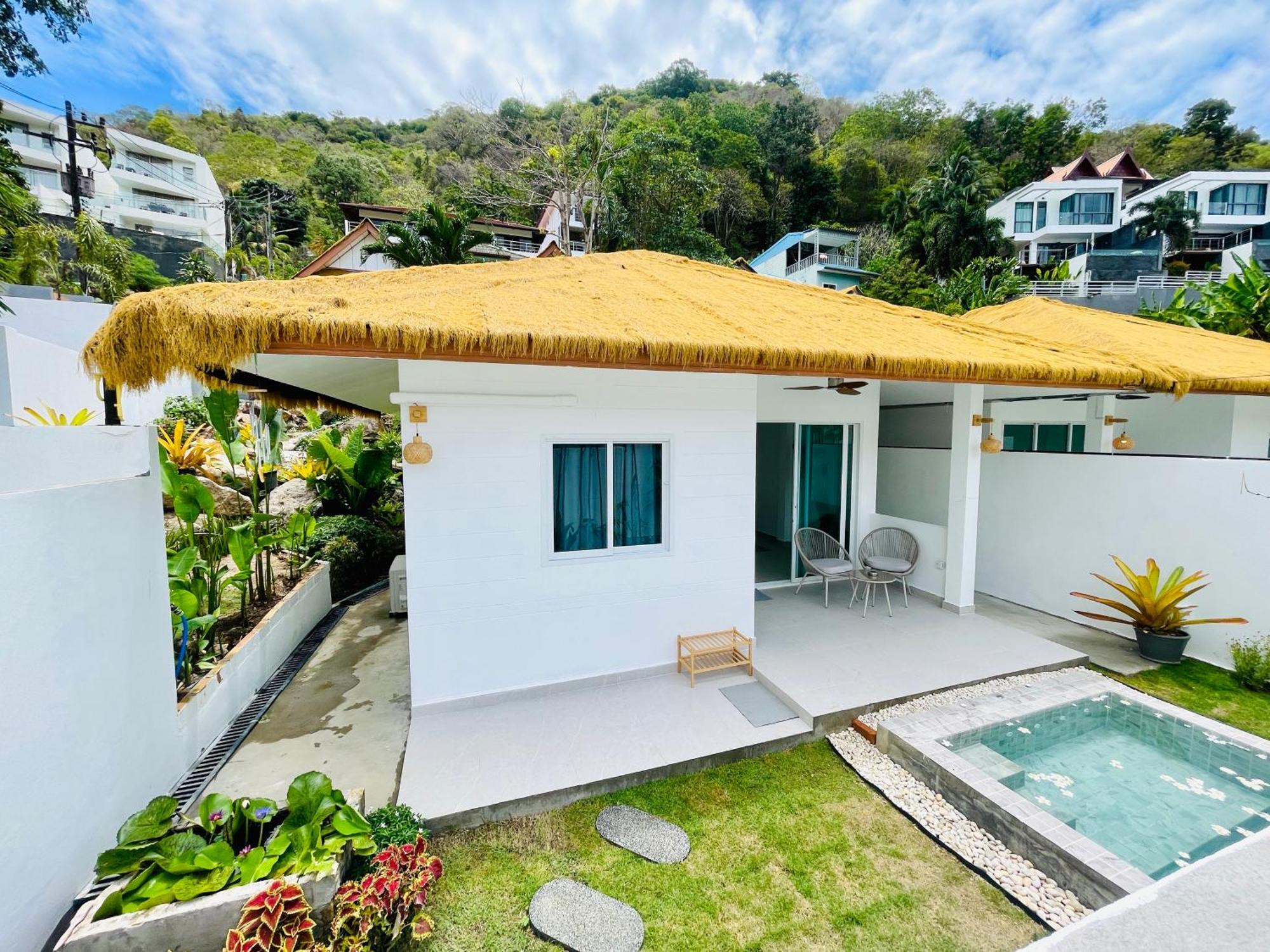 Baan Saint-Tropez Seaview Villas Kata Beach Exterior photo